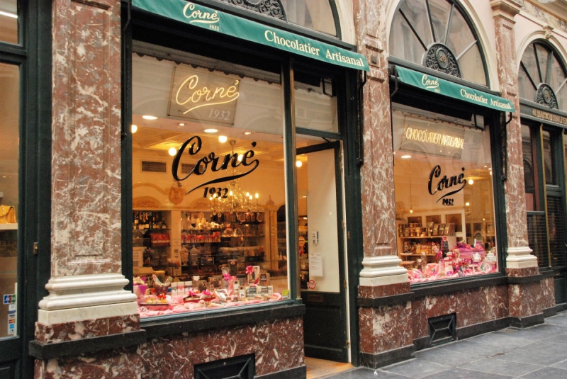 patisserie-LA CELLE-min_chocolate_chocolaterie_shop_luxury_chic_gallery_brussels_belgium-558146